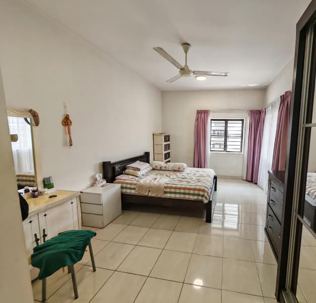 Condominium for Sale at Pelangi Utama - Kin CK - Bedroom - PropertyGuru.com.my