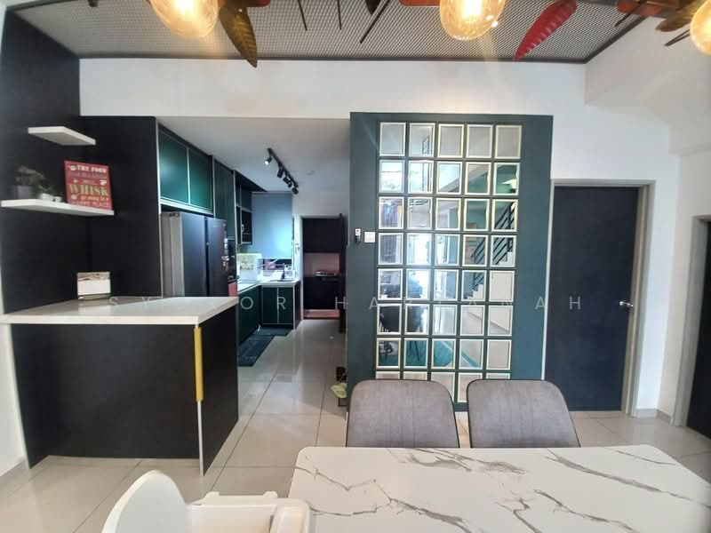 Terraced House for Sale in Bukit Rahman Putra (Sungai Buloh) - Syukor Hartanah - Kitchen - PropertyGuru.com.my