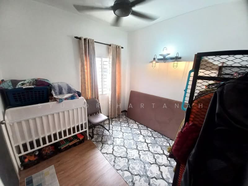 Terraced House for Sale in Bukit Rahman Putra (Sungai Buloh) - Syukor Hartanah - Bedroom - PropertyGuru.com.my