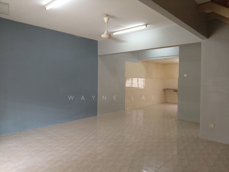 Rumah Teres 2 Tingkat untuk Dijual di Taman Tasik Puchong (Puchong) - Wayne Lai - Living Room - PropertyGuru.com.my