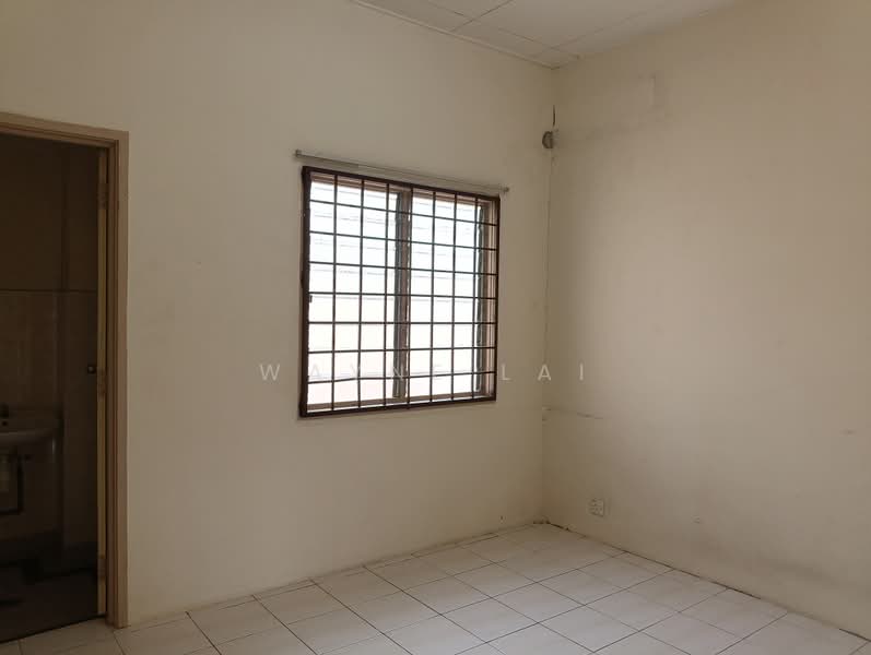 Rumah Teres 2 Tingkat untuk Dijual di Taman Tasik Puchong (Puchong) - Wayne Lai - Bedroom - PropertyGuru.com.my