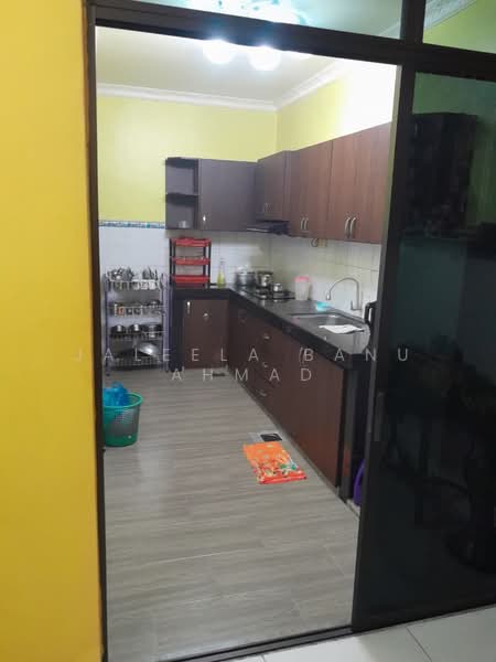 Apartment for Sale at Jasmin Apartment - Jaleela Banu Ahmad - Kitchen - PropertyGuru.com.my
