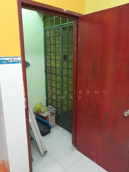 Apartment for Sale at Jasmin Apartment - Jaleela Banu Ahmad - Entrance - PropertyGuru.com.my