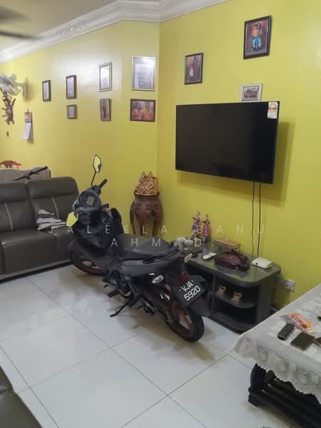 Apartment for Sale at Jasmin Apartment - Jaleela Banu Ahmad - Living Room - PropertyGuru.com.my
