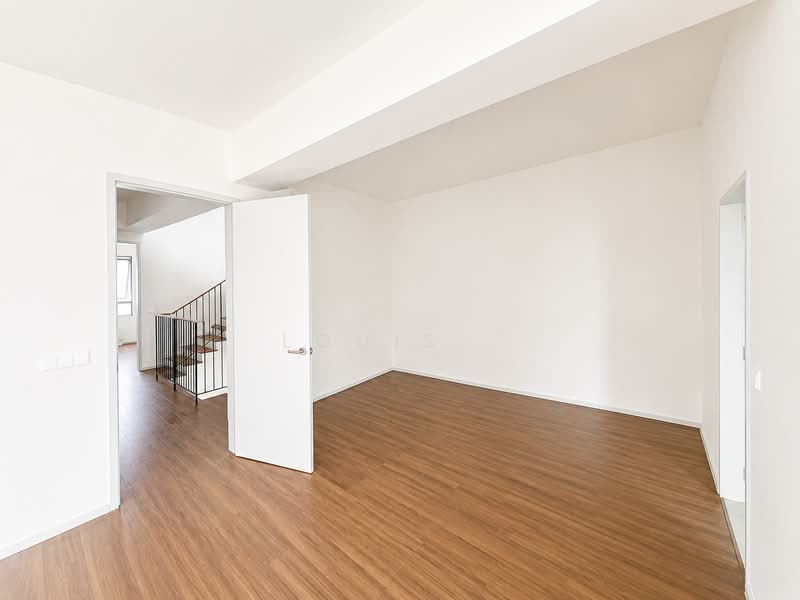 3-storey Terraced House for Sale in Taman Bukit Serdang (Seri Kembangan) - Louis . - Interior - PropertyGuru.com.my