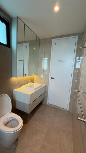 Kondominium untuk Disewa di Mezzo - Joyce Tan - Bathroom - PropertyGuru.com.my
