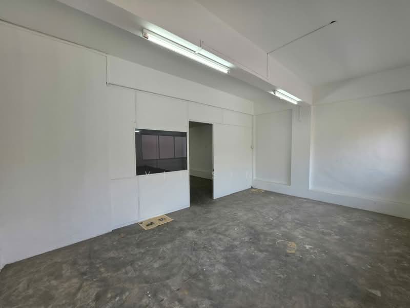 Shop / Office for Rent in Taman Kulai (Kulai) - Yit Sin - Interior - PropertyGuru.com.my