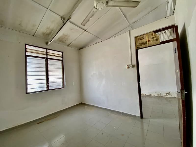 Rumah Teres 1 Tingkat untuk Dijual di Taman Lembah Mewah (Kajang) - Azli Ibrahim - Interior - PropertyGuru.com.my