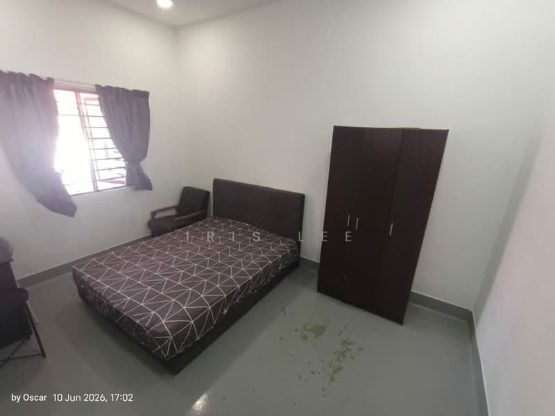 Rumah Teres 1 Tingkat untuk Disewa di Taman Miharja (Cheras) - Iris Lee - Bedroom - PropertyGuru.com.my