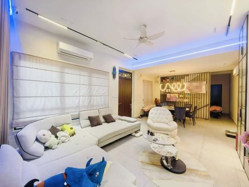 3-storey Terraced House for Sale in Cyberjaya (Selangor) - Lok Teh - Living Room - PropertyGuru.com.my