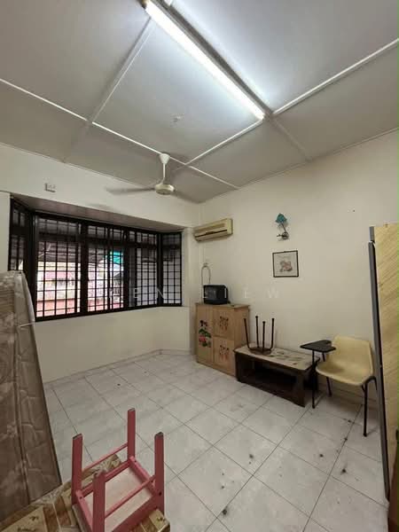 Rumah Teres 1 Tingkat untuk Disewa di Taman Johor Jaya (Johor Bahru) - Ken Liew - PropertyGuru.com.my