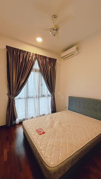 Servis Apartment untuk Dijual di Crescent Bay Suites (Teluk Bayu) - Amir Raziq - Bedroom - PropertyGuru.com.my