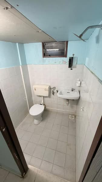 Flat for Rent at Sri Lanang - Hong Charng Lee - Bathroom - PropertyGuru.com.my
