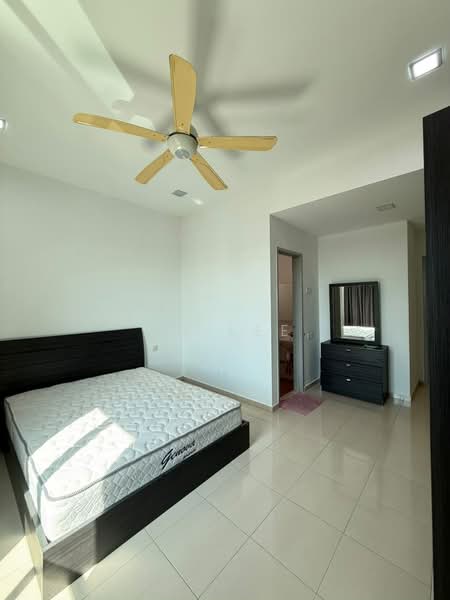 Apartment for Rent at Tanjung Permai De Centro - SH Lee - PropertyGuru.com.my