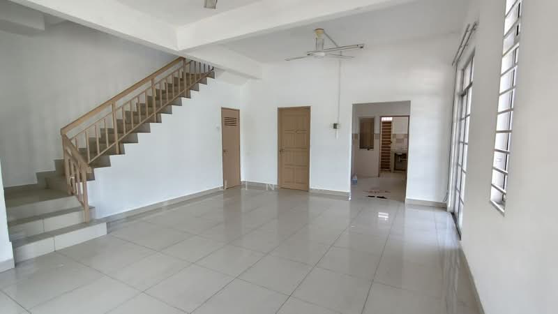 2-storey Terraced House for Sale in Saujana Utama (Selangor) - Muin Mn - Living Room - PropertyGuru.com.my