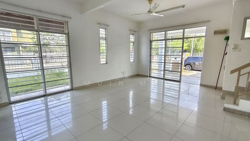 2-storey Terraced House for Sale in Saujana Utama (Selangor) - Muin Mn - Living Room - PropertyGuru.com.my