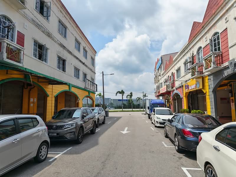 Kedai / Pejabat untuk Dijual di Bachang (Melaka) - Alan Tee - Exterior - PropertyGuru.com.my