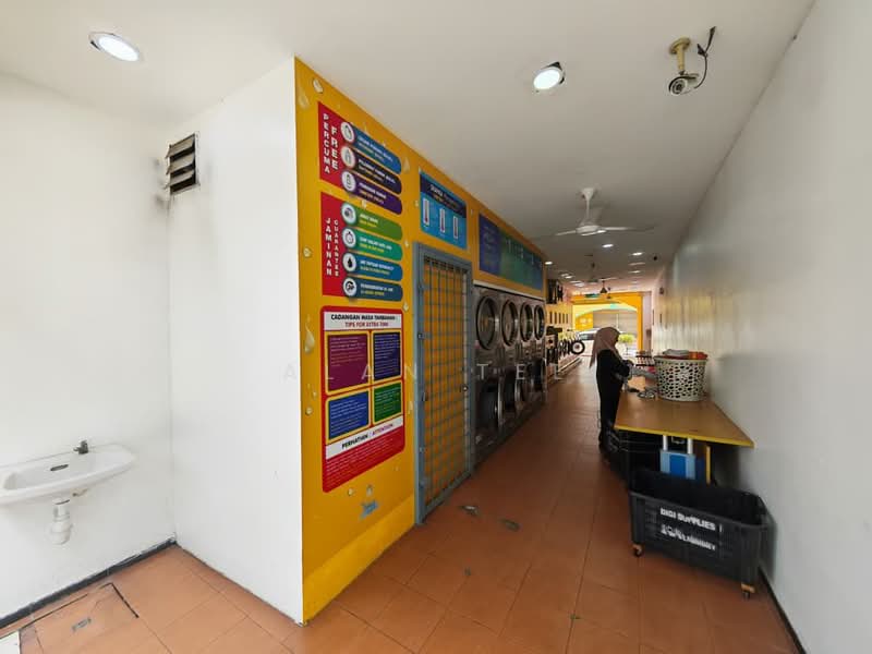 Kedai / Pejabat untuk Dijual di Bachang (Melaka) - Alan Tee - Interior - PropertyGuru.com.my