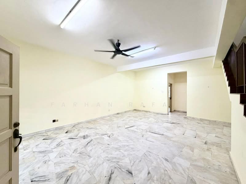 Terraced House for Sale in Taman Tun Perak (Rawang) - Farhan Rafael - Living Room - PropertyGuru.com.my