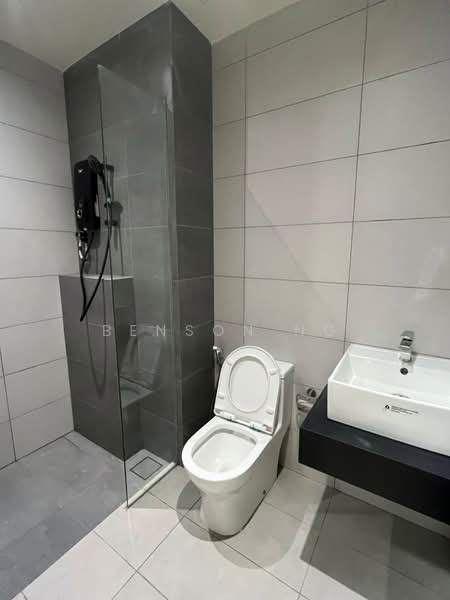 Servis Apartment untuk Disewa di The Era @ Duta North - Benson Ng - Bathroom - PropertyGuru.com.my