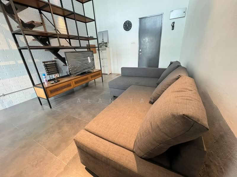 Servis Apartment untuk Disewa di Empire Damansara - Alan Tai - Living Room - PropertyGuru.com.my