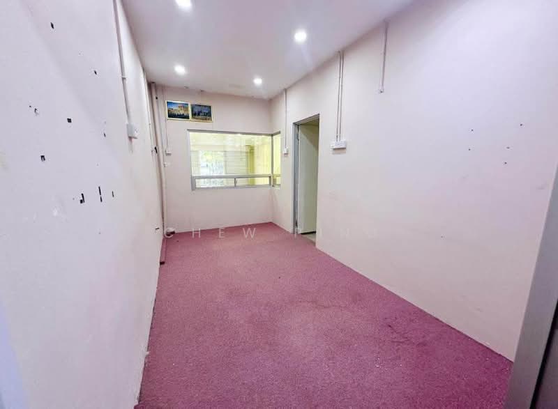 Shop / Office for Rent in Taman Johor Jaya (Johor Bahru) - Chew Ping - PropertyGuru.com.my