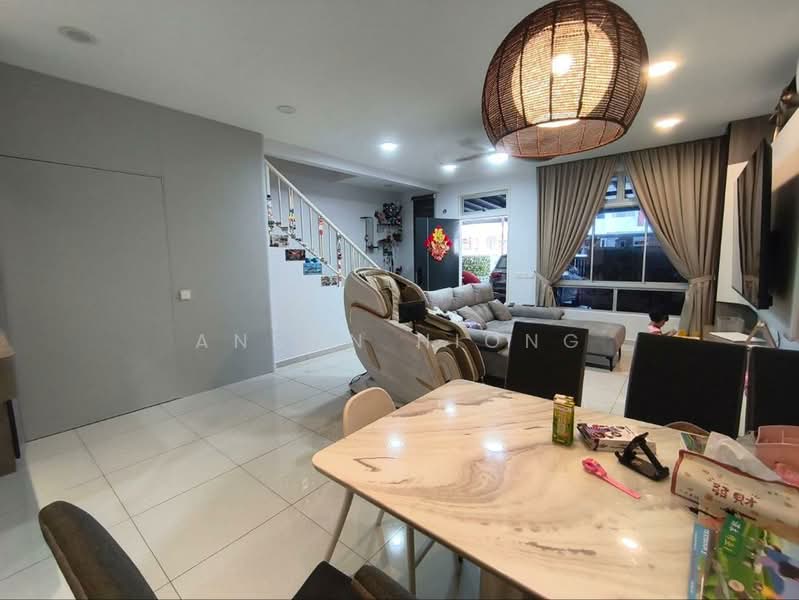Rumah Teres 2 Tingkat untuk Dijual di Setia Eco Village (Gelang Patah) - Anson Hiong - Living Room - PropertyGuru.com.my