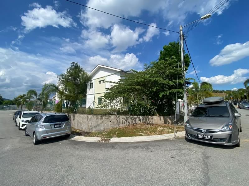 Terraced House for Sale in Alor Gajah (Melaka) - Mohamad Khaidir Shah Md Razak - Exterior - PropertyGuru.com.my