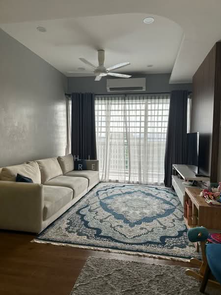 Kondominium untuk Dijual di 3 Residen @ Melawati - Shin Yee Shereen Ong - Living Room - PropertyGuru.com.my