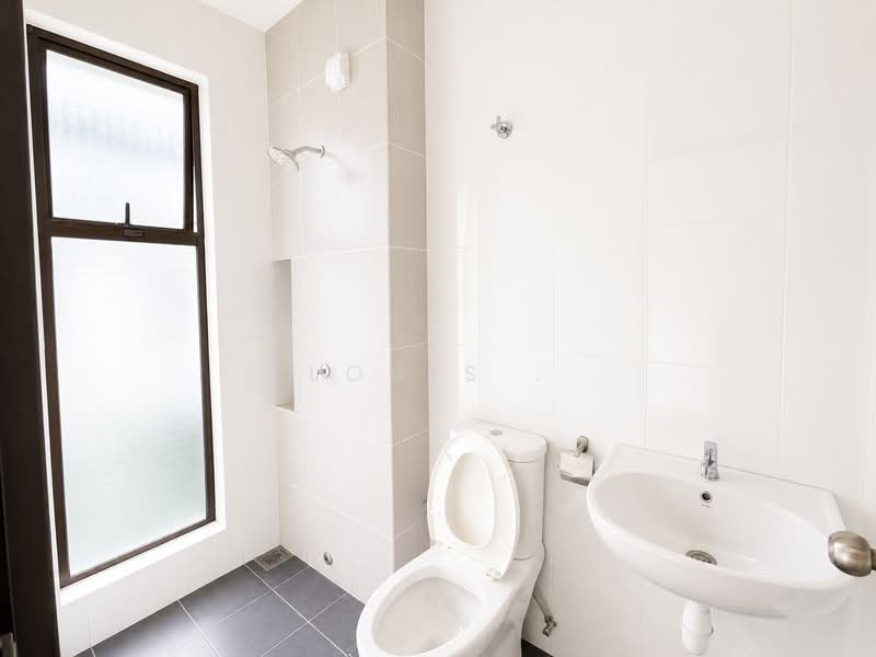 Semi-Detached House for Sale in Setia Ecohill (Semenyih) - Louis . - Bathroom - PropertyGuru.com.my