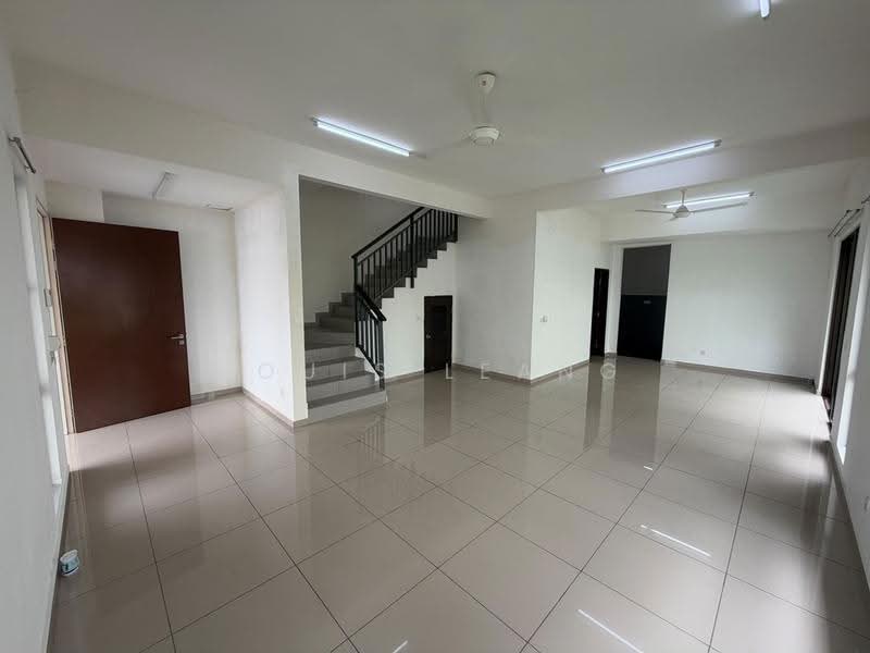 Semi-Detached House for Sale in Setia Ecohill (Semenyih) - Louis Leang - Living Room - PropertyGuru.com.my