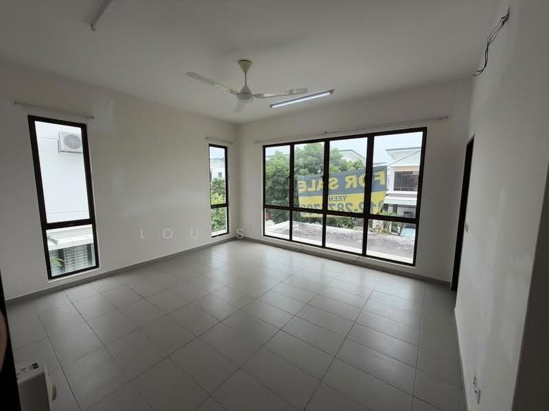 Semi-Detached House for Sale in Setia Ecohill (Semenyih) - Louis Leang - Living Room - PropertyGuru.com.my