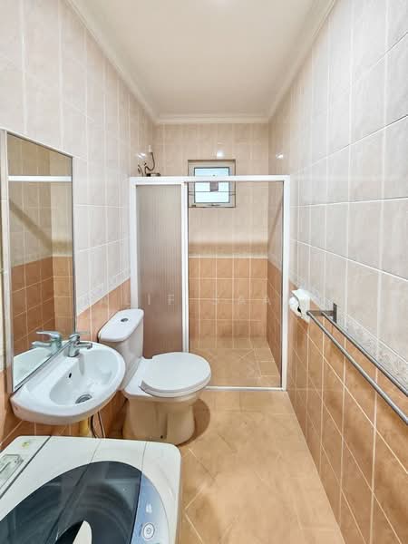 2-storey Terraced House for Sale in Perdana Lakeview East (Cyberjaya) - Alif Saad - PropertyGuru.com.my