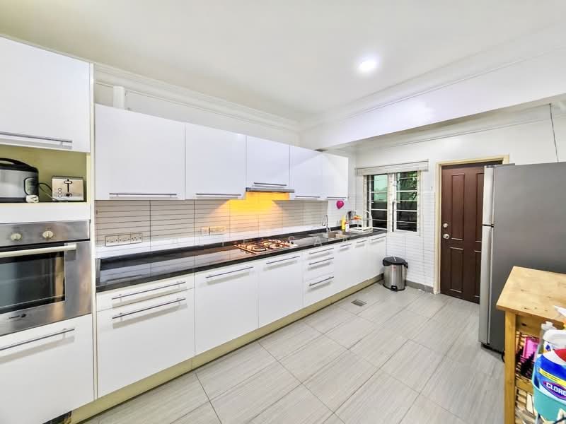 2-storey Terraced House for Sale in Perdana Lakeview East (Cyberjaya) - Alif Saad - PropertyGuru.com.my
