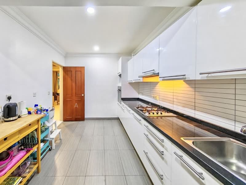 2-storey Terraced House for Sale in Perdana Lakeview East (Cyberjaya) - Alif Saad - PropertyGuru.com.my