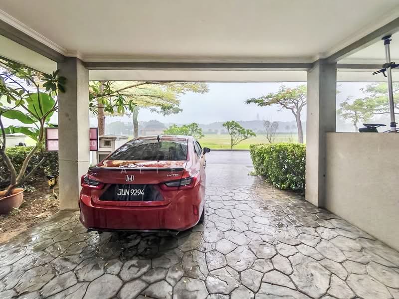 2-storey Terraced House for Sale in Perdana Lakeview East (Cyberjaya) - Alif Saad - PropertyGuru.com.my