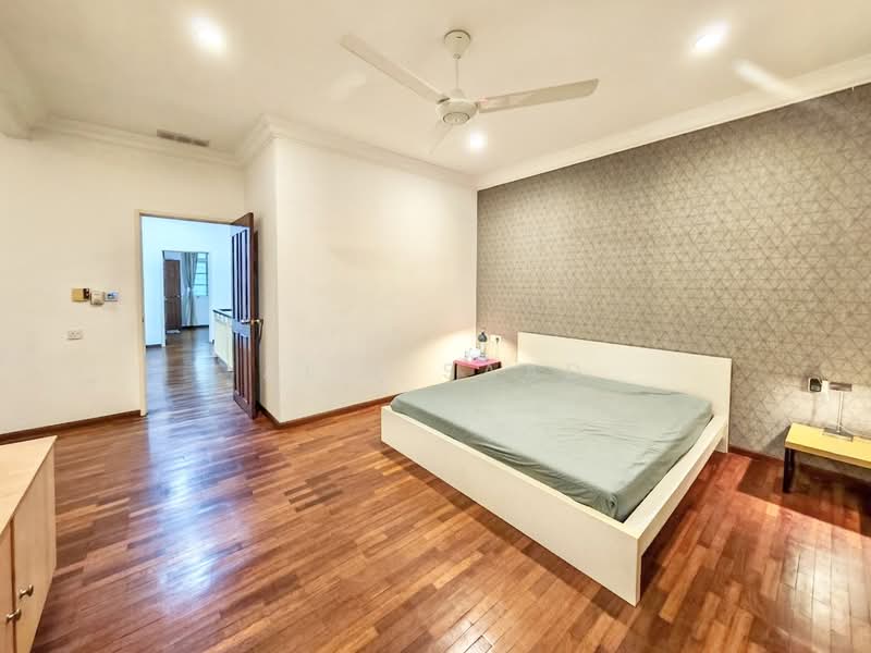 2-storey Terraced House for Sale in Perdana Lakeview East (Cyberjaya) - Alif Saad - PropertyGuru.com.my