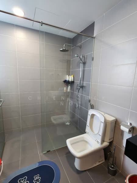 Kondominium untuk Dijual di Golden Triangle 2 - Chien Khek Ng - Bathroom - PropertyGuru.com.my