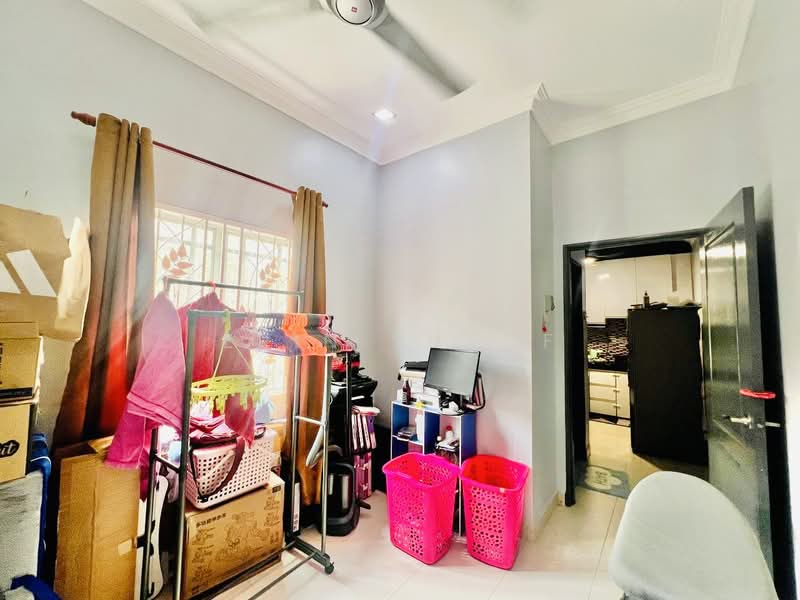 Townhouse for Sale in Sungai Buloh (Selangor) - Erin Yusof - Interior - PropertyGuru.com.my