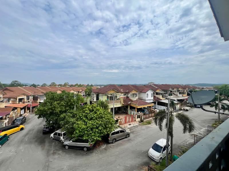 Townhouse for Sale in Sungai Buloh (Selangor) - Erin Yusof - PropertyGuru.com.my