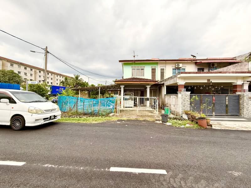 2-storey Terraced House for Sale in Bandar Rinching (Semenyih) - Sabirin Ahmad - PropertyGuru.com.my