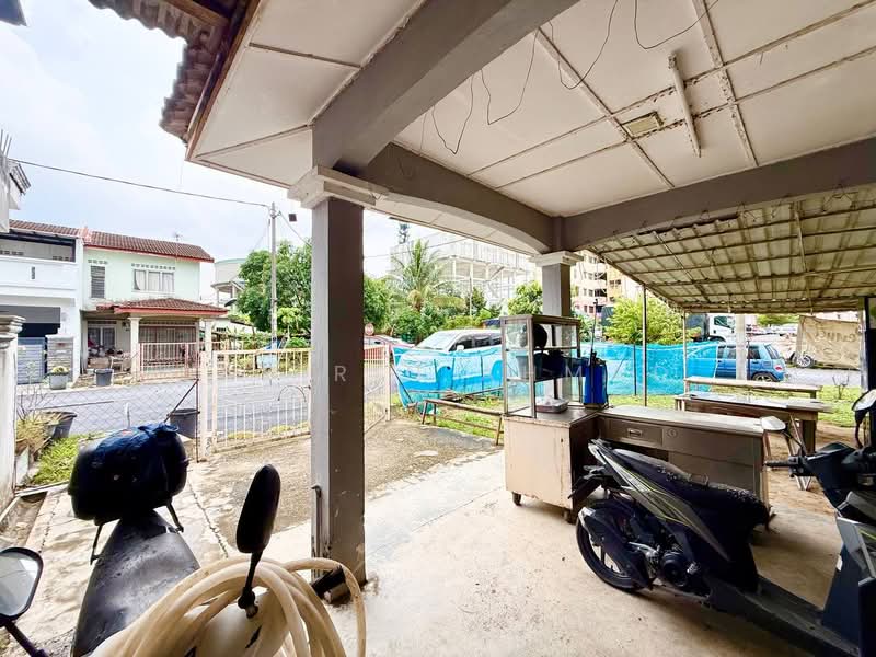 2-storey Terraced House for Sale in Bandar Rinching (Semenyih) - Sabirin Ahmad - PropertyGuru.com.my