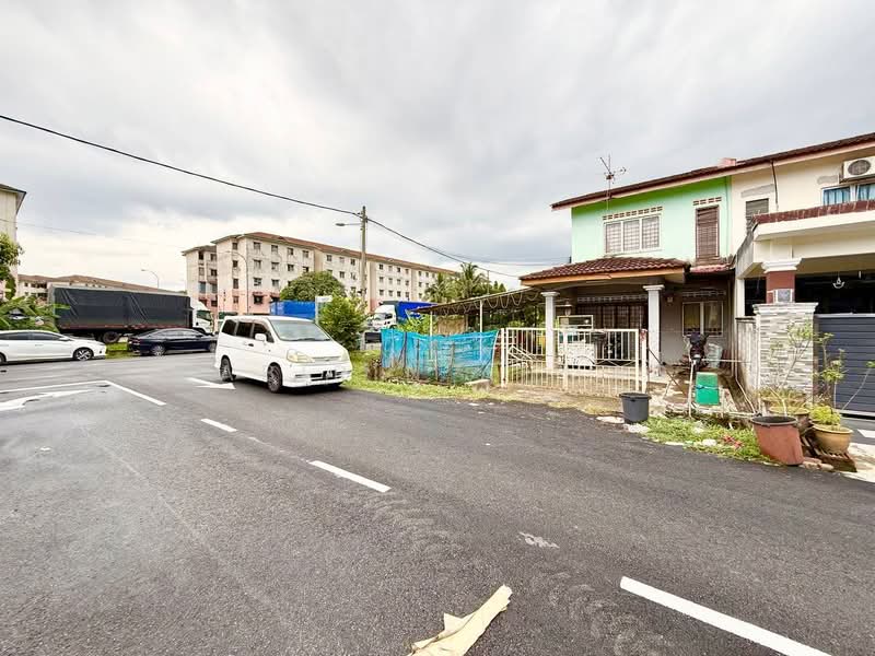 2-storey Terraced House for Sale in Bandar Rinching (Semenyih) - Sabirin Ahmad - PropertyGuru.com.my