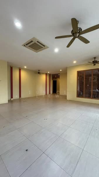Bungalow for Sale in Kampung Pasir Panjang (Pasir Panjang) - Eunice Liew - PropertyGuru.com.my
