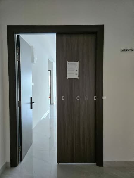 Kondominium untuk Dijual di Codrington Residence - Millie Chew - Corridor - PropertyGuru.com.my