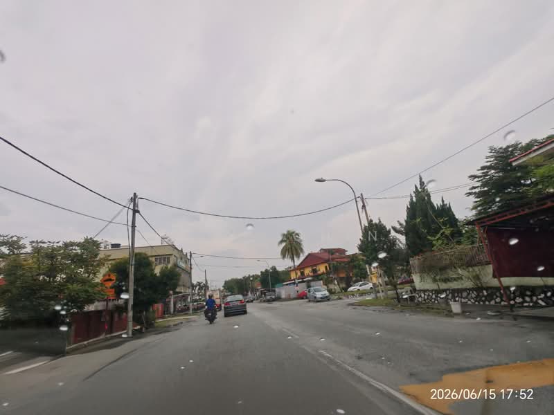 Rumah Teres 1 Tingkat untuk Dijual di Taman Kepong (Kepong) - C. Y. Chin - PropertyGuru.com.my