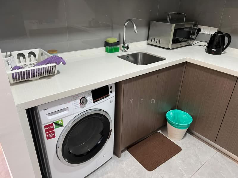 Service Residence for Rent at Agile Bukit Bintang - Rony Yeo - Kitchen - PropertyGuru.com.my
