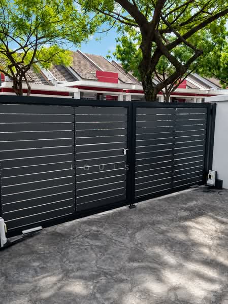 Rumah Teres 1 Tingkat untuk Dijual di Seksyen U13 (Setia Alam) - Louis . - Exterior - PropertyGuru.com.my