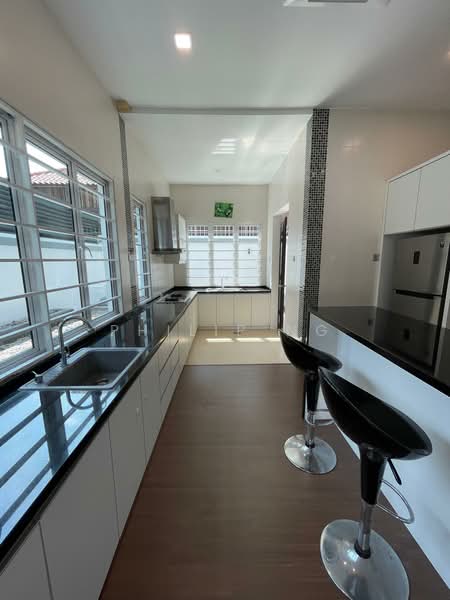 Rumah Banglo untuk Dijual di Country Heights (Kajang) - Philip Ng - Kitchen - PropertyGuru.com.my