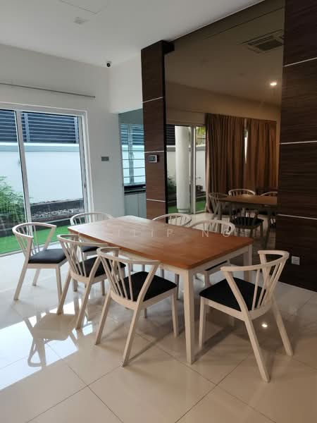 Rumah Banglo untuk Dijual di Country Heights (Kajang) - Philip Ng - Dining Room - PropertyGuru.com.my